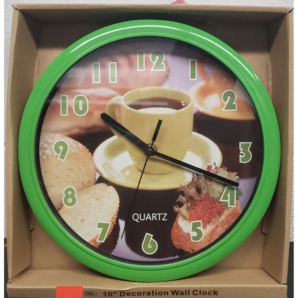 Round Plastic Decorative Wall Clock (10